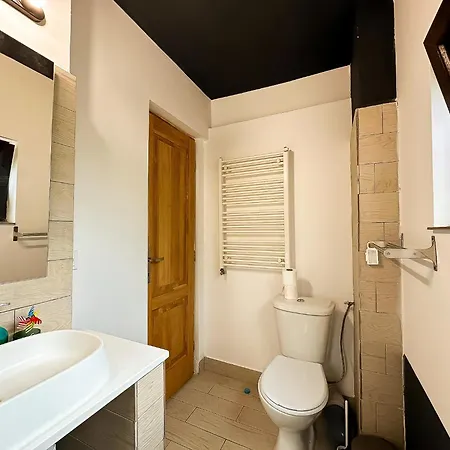 The Bridge - With Free Parking *