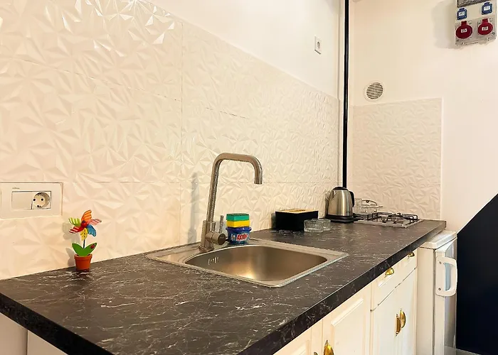 The Bridge - With Free Parking